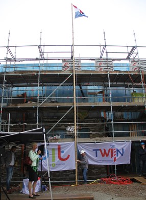 De Twijn - hoogste punt vlag in top